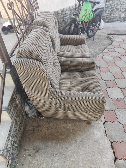 Кресло 2 штуки целый