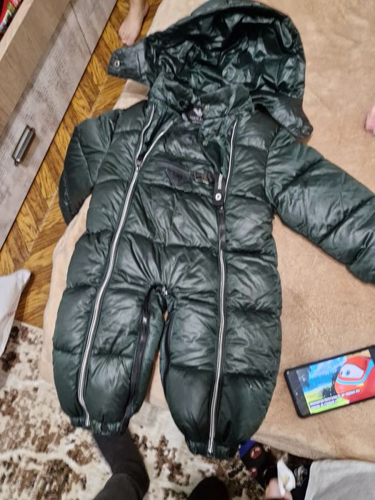 Продам детский зимний комбинезон