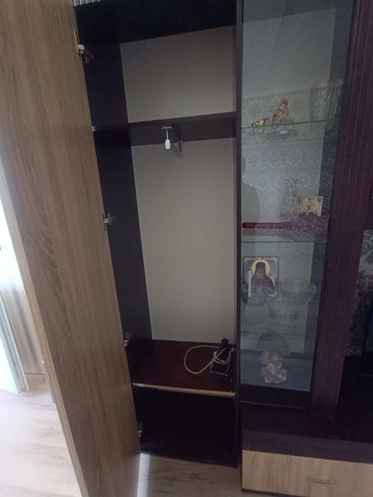 Продам стенку Б/У