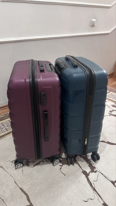 Продам дорожные чемоданы