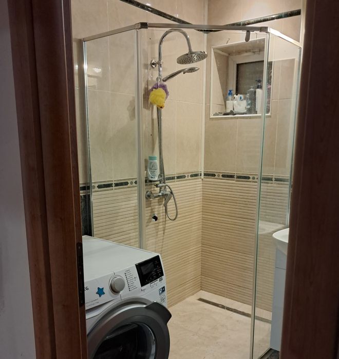 Apartament 4 camere - Caraiman