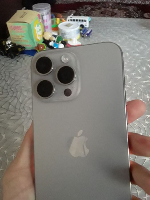 iPhone 15 pro max новый