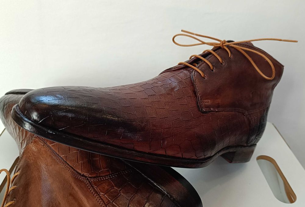 Ghete de lux 42.5 43 lucrate manual GREVE NOI piele naturala premium