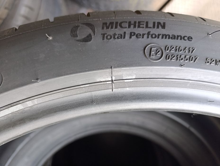 O anvelopă de vara 275 35 21 Michelin dot 2018 7mm