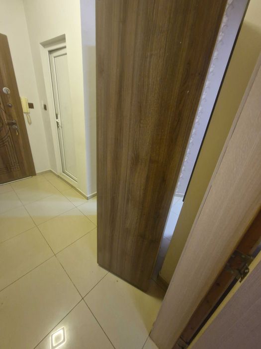 Продава се гардероб