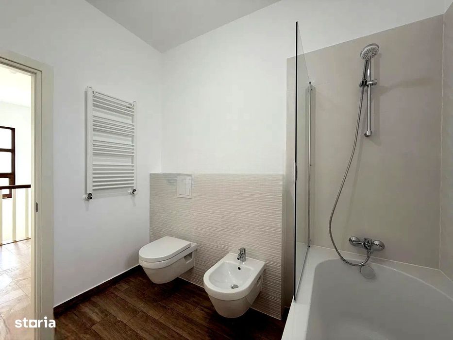 Vila 4 camere Tunari | Curte 380 mp | Gata de mutare