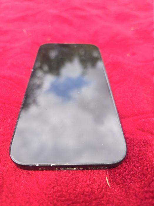 Schimb cu iphone 12 + diferenta iPhone 15 – 128 GB – Black (Negru) – Sănătate Baterie 85%