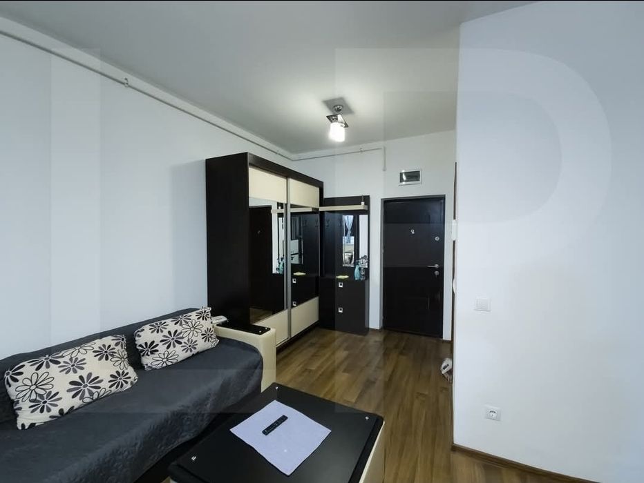Închiriez apartament Militari Residence