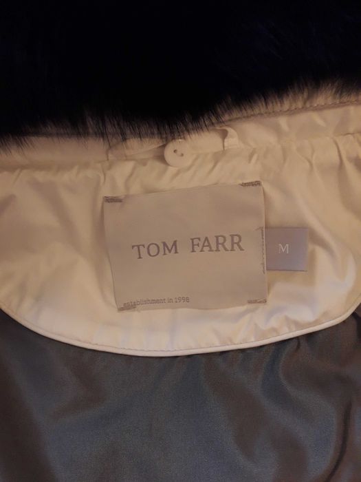 Продам пуховик TOM FARR