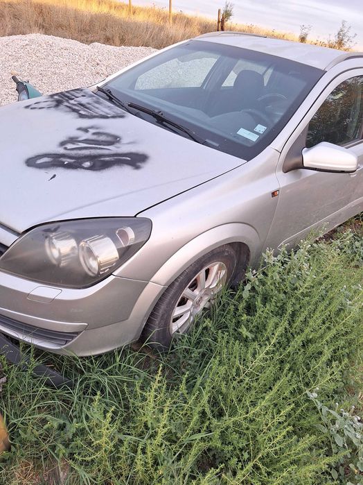 Опел Астра на части