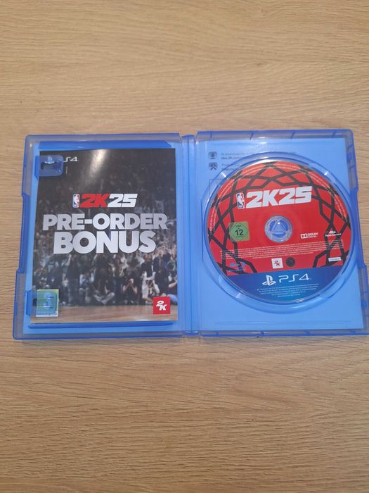 Продавам използвана игра за PS4/PS5
