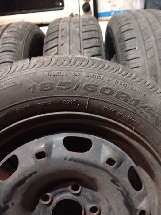 185/60/14 летни гуми с джанти