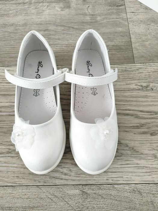 Продам туфли детские