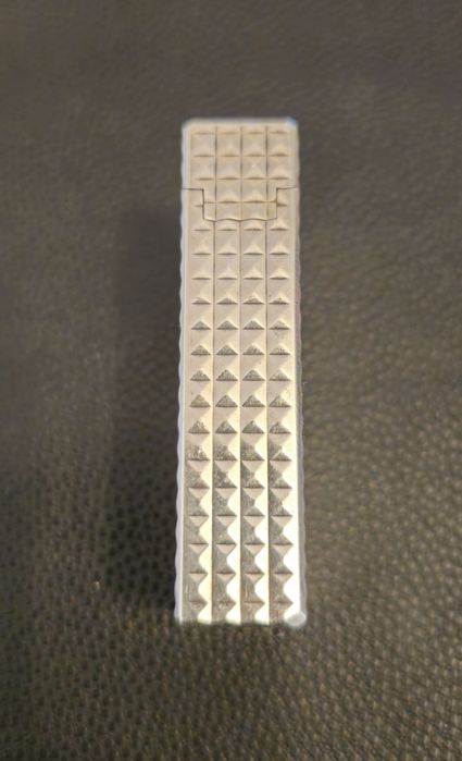 Сребърна запалка S.T.DUPONT