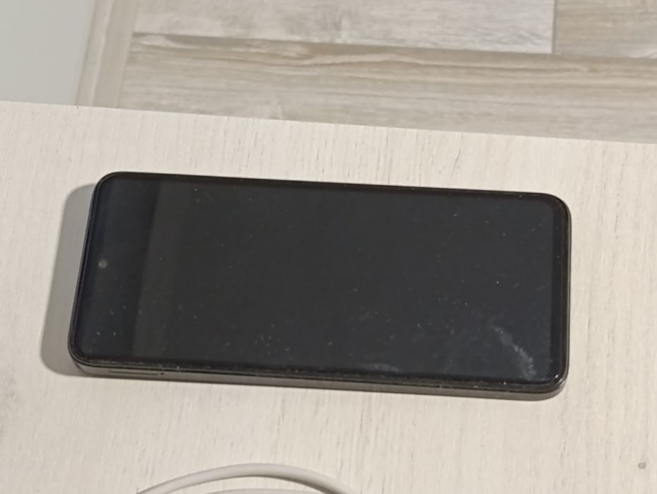 Продавам   Xiaomi Redmi  13 128 Гб