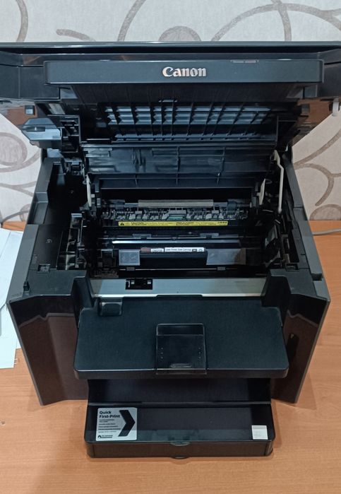 Printer sotiladi Canon 4410