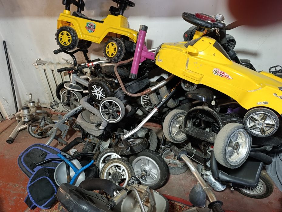 Детский велосипед запчастга Хаммасини шу туриши сотилади арзонга.