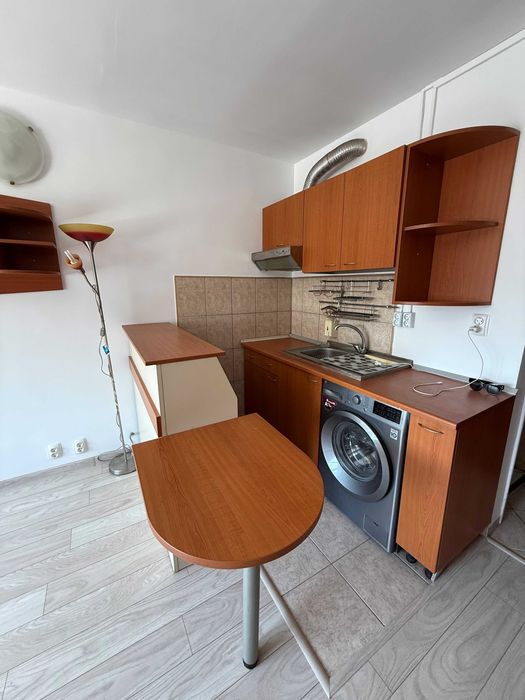 Vand Garsoniera Dristor