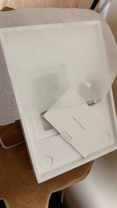 Оригинална кутия от Apple Macbook Air M4