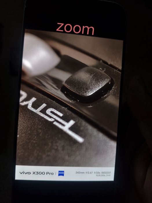Vivo x300 pro VARIANTA UNICA IN RO! X100 ZOOM,512GB, BATERIE DE 6500 ETC...