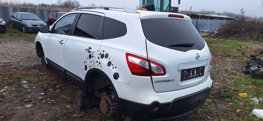 Dezmembrez Nissan Qashqai+2 1.5 dci euro 5 volan stanga