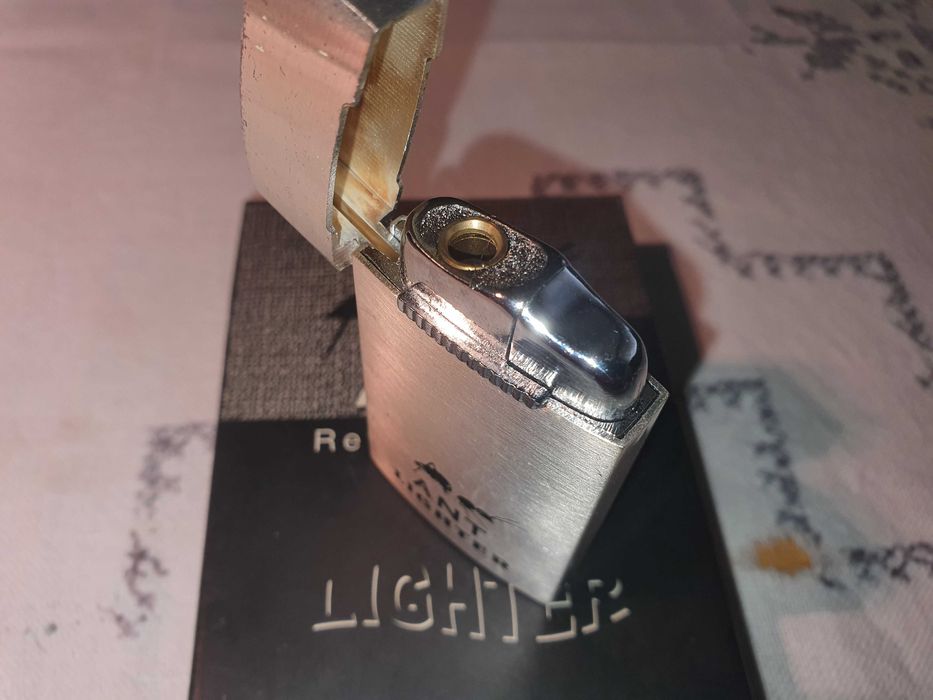 Продавам газова запалка