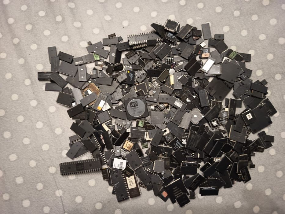 Placi electronice reciclare