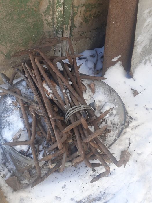 Скобы для строительства деревянных конструкций