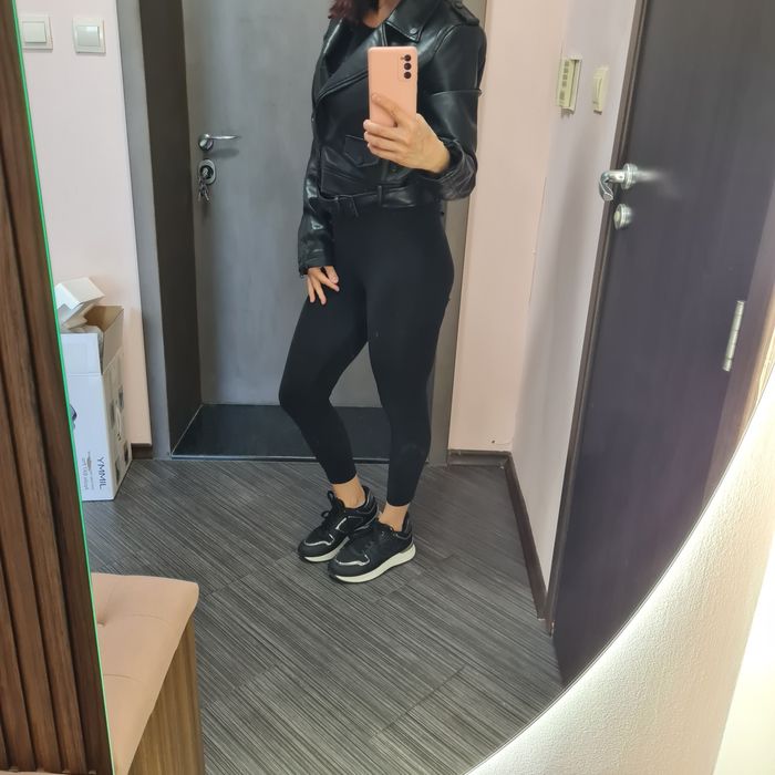 Яке от изкуствена кожа