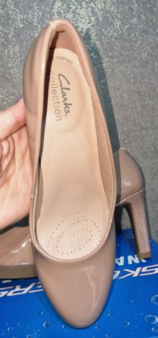 Pantofi Clarks din piele naturala