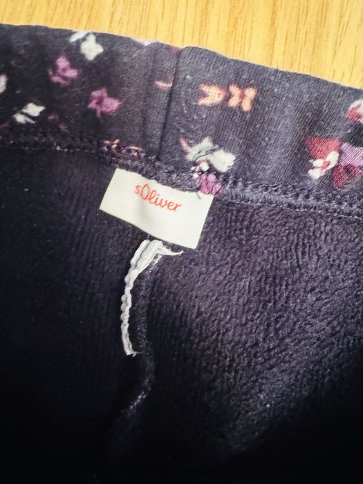 2 pantaloni s’Oliver marime 128