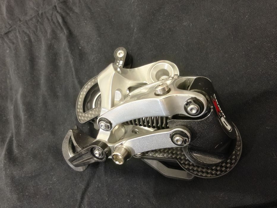 Set SRAM X0 Carbon + Manetă SRAM  X9
Vând o raritate pentru