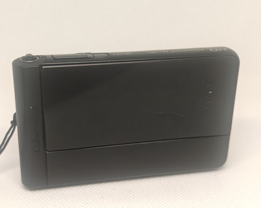 Sony Cyber-shot DSC-TX30 – Compact premium rezistent la apă | Obiectiv Carl Zeiss | Full HD