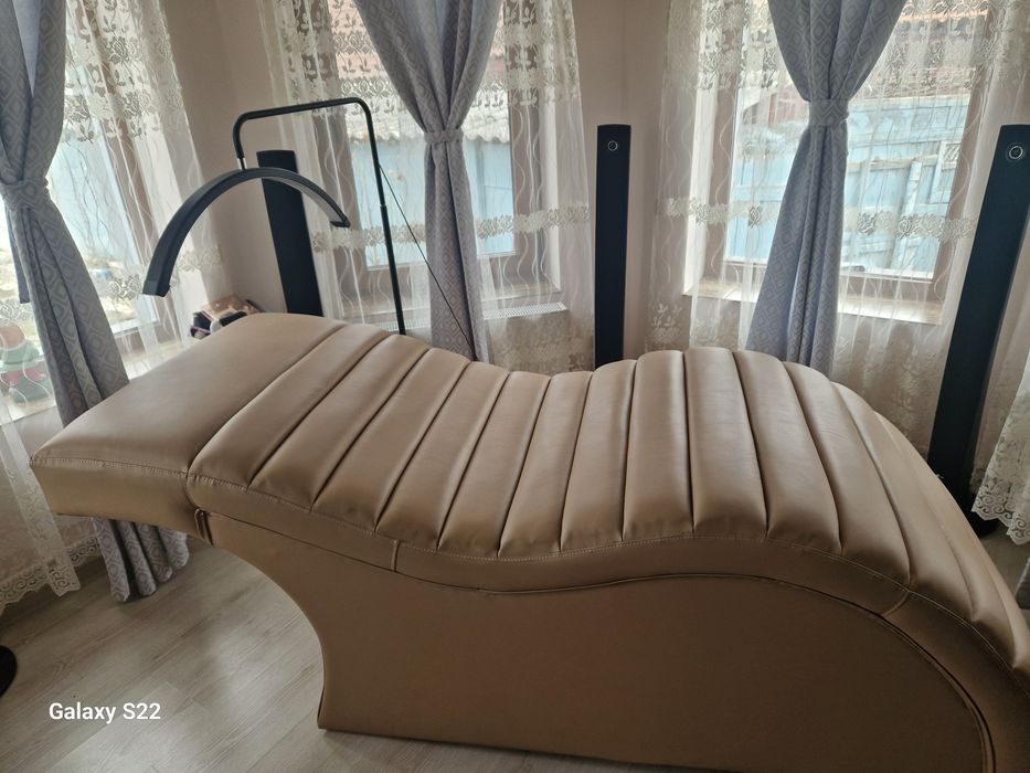 Vând pat profesional de gene