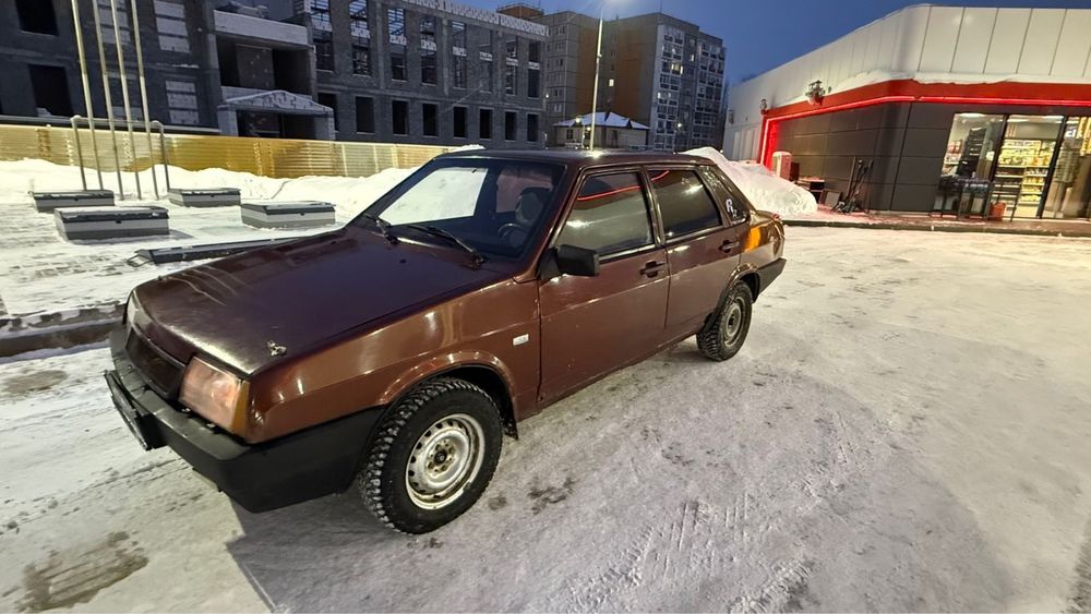 Продам Ваз 2199 , цена 400 000 тг тор у капота