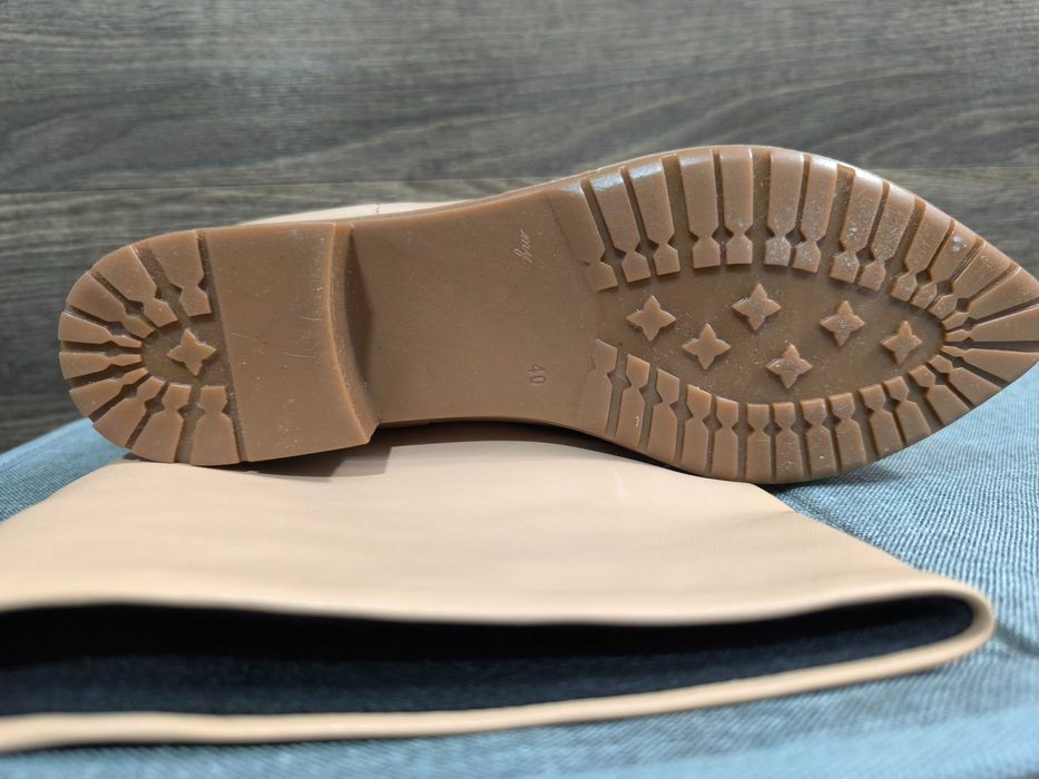 Ботуши цвят пудра, 40 номер