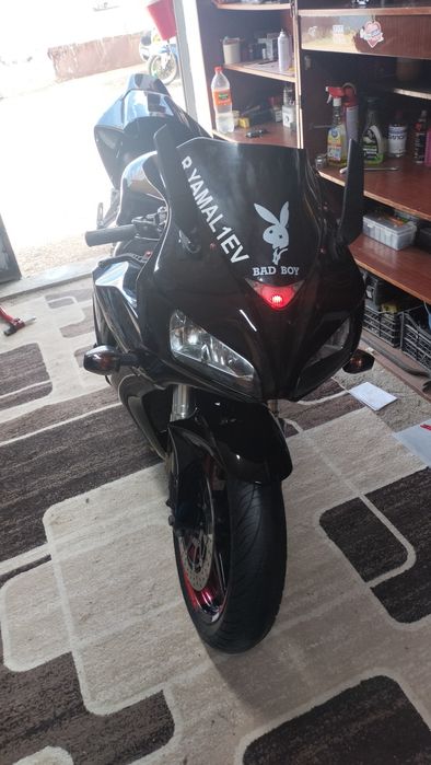 Продам мотоцикл Хонда сбр 1000 RR