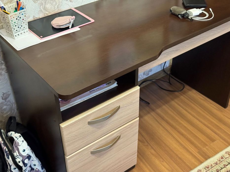 Продам Стол письменный