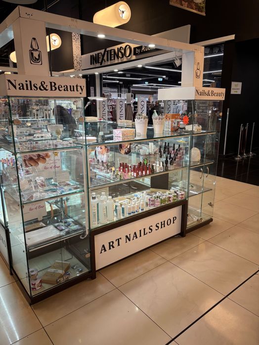 Vând stand comercial tip insulă