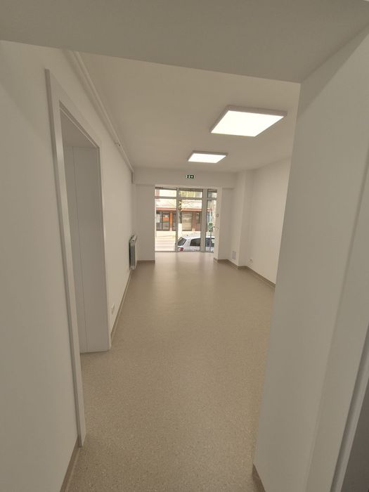 Spatiu comercial - birouri sau cabinete medicale