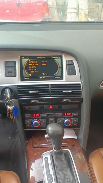 Audi A6 2.0 TDI Automată – piele maro – stare foarte bună