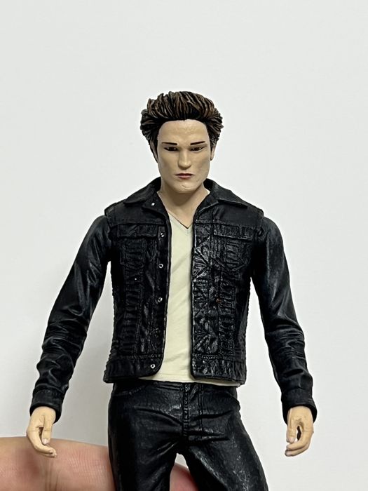 Фигурка Эдварда Каллена