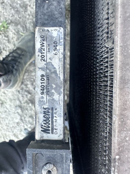 Климатичен/Воден радиатор + Перки за опел виваро рено трафик 2.0 115hp