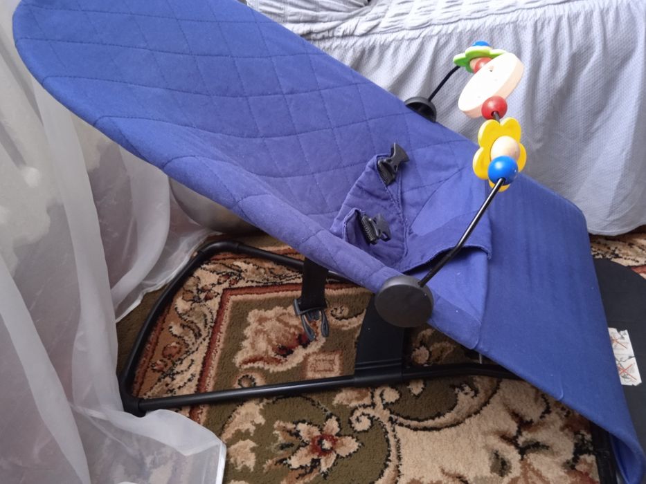 Продам детский шезлонг