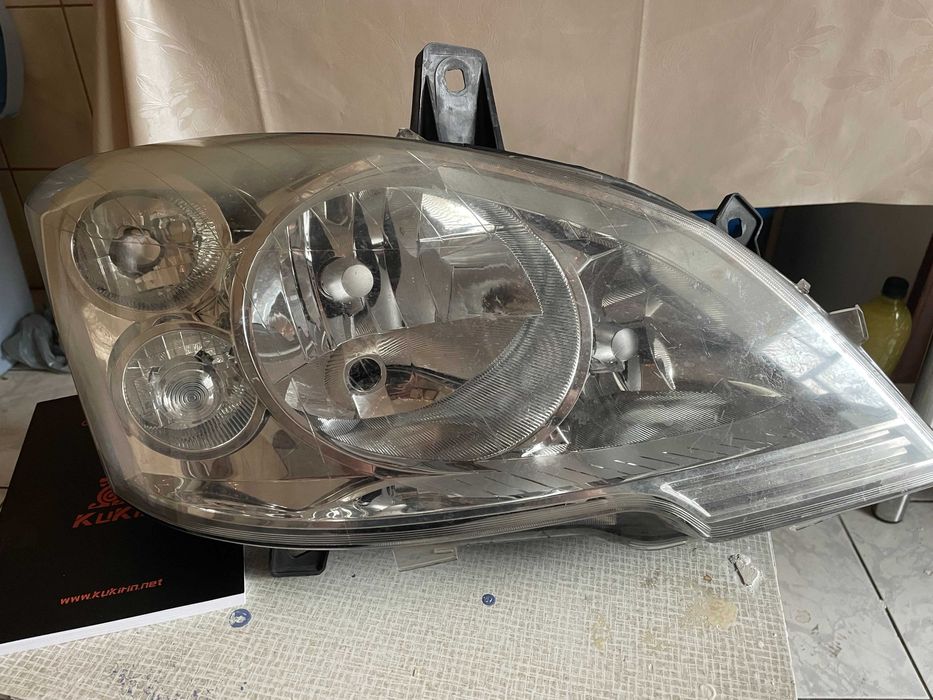Far stanga Mercedes Vito 2010/2016