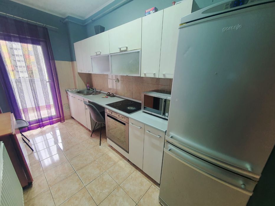 Închiriez in regim hotelier apartament 2 camere etaj 1