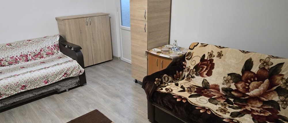 Vânzare / Schimb apartament 1 cameră – decomandat, balcon 5 mp