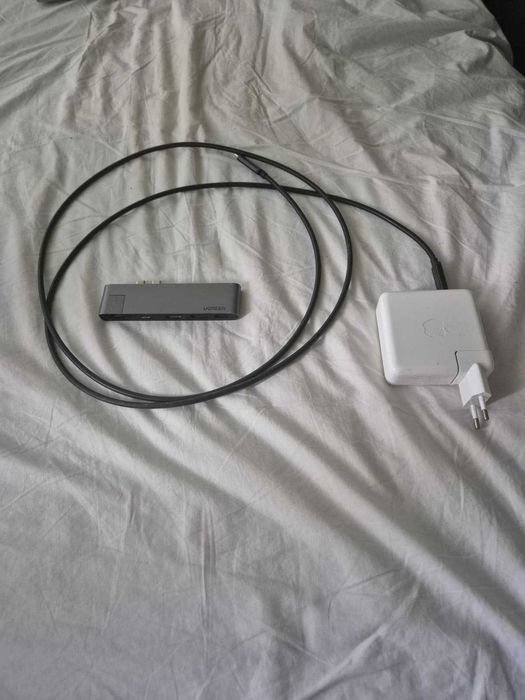 MacBook Pro 16" (2019) – Intel Core i7, 16 GB RAM, 512 GB SSD – stare foarte bună