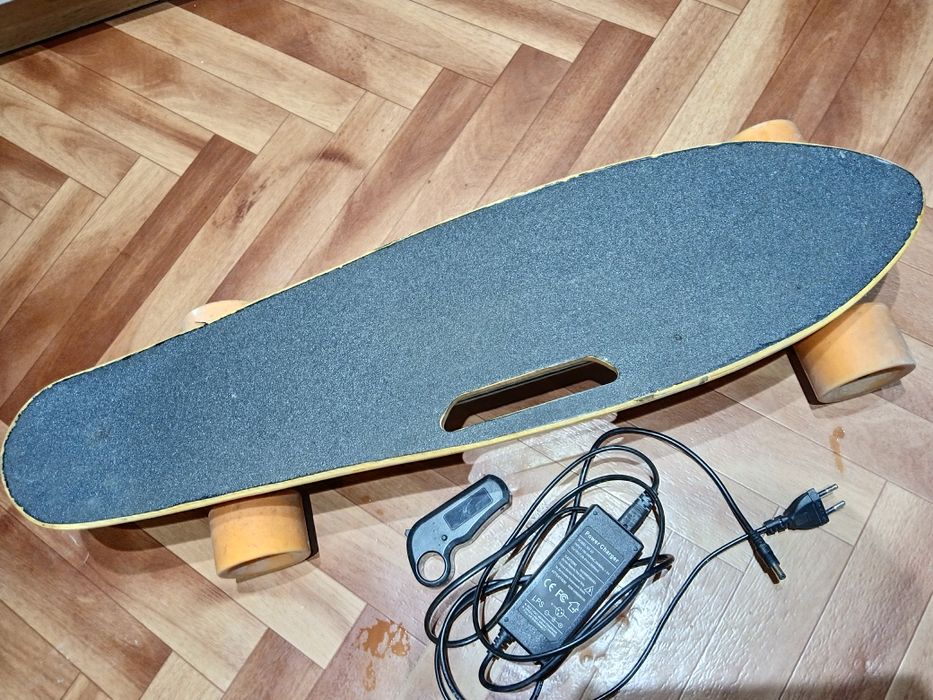 Электроскейтборд