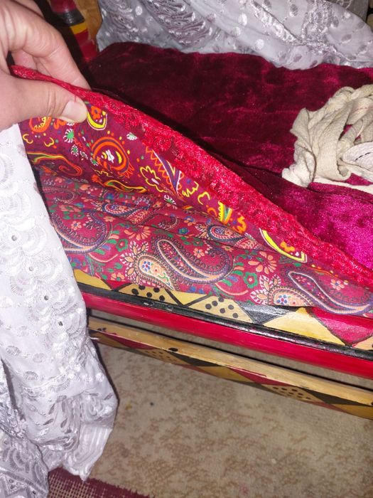 Beshik sotiladi yaxshi holatda